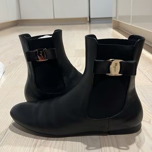Salvatore Ferragamo |Brand new | CHELSEA BOOT WITH VARA BOW